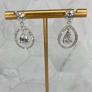 Sparkly Drop Earrings Costume Jewelry